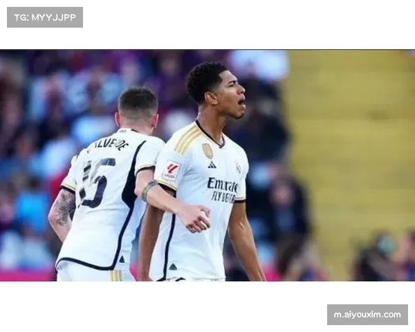 贝林汉姆国家德比表现出色:传射建功,5脚射门3次射正,获得8.2评分 贝林汉姆国家德比表现出色:传射建功,5脚射门3次射正,获得8.2评分